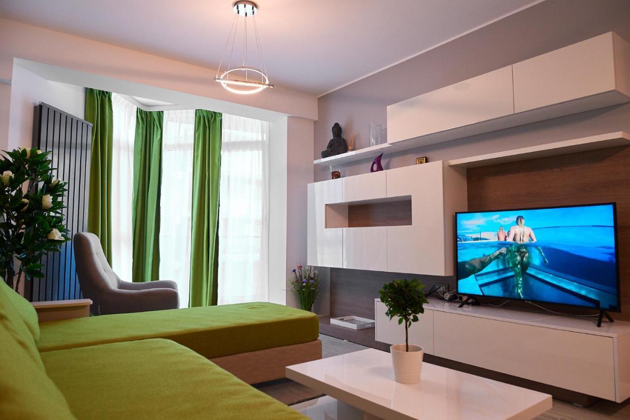 Ambient Holiday Apartment Beach Resort Navodari Exterior photo